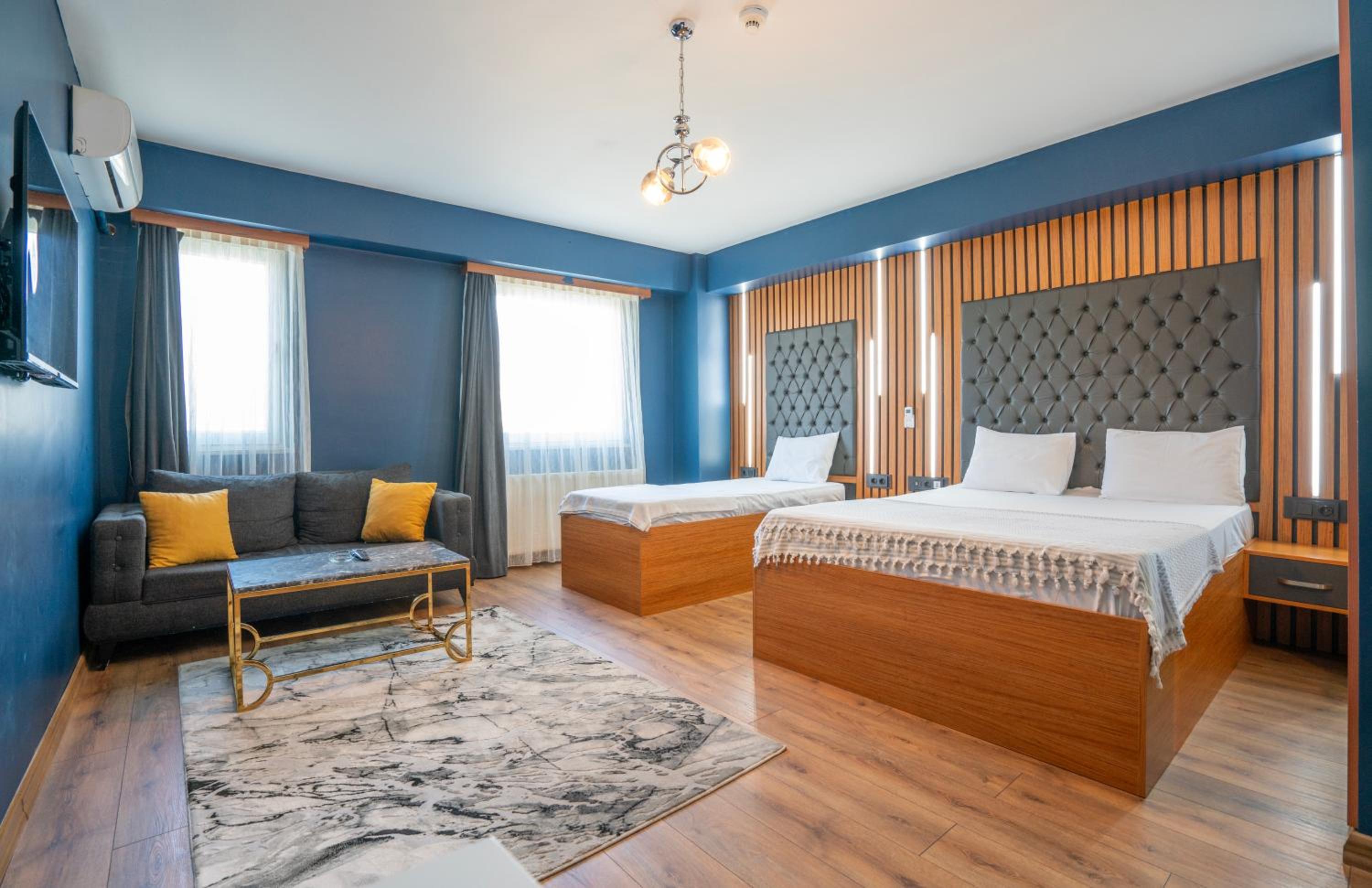 Royal Nest - Image 32