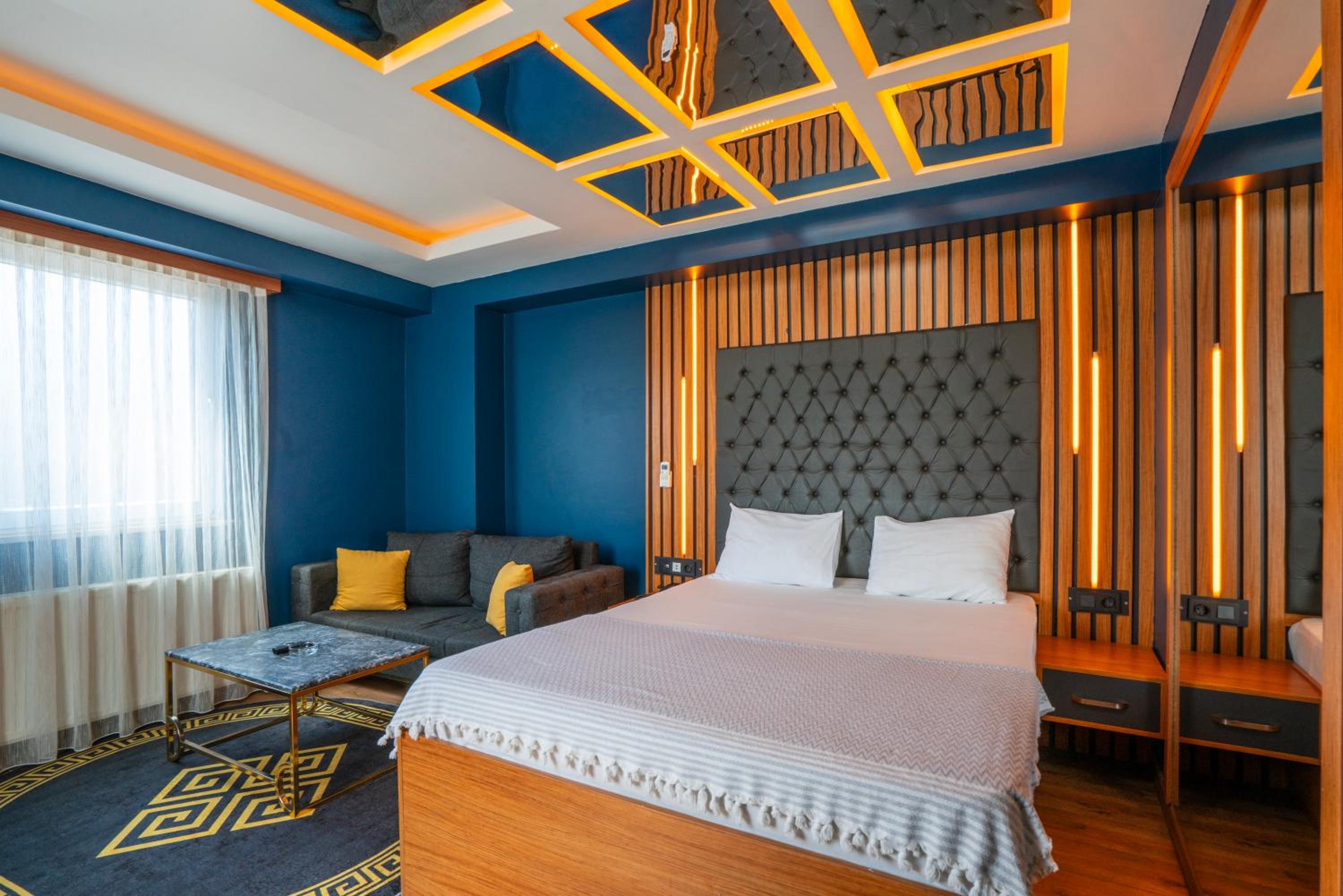 Royal Nest - Image 41