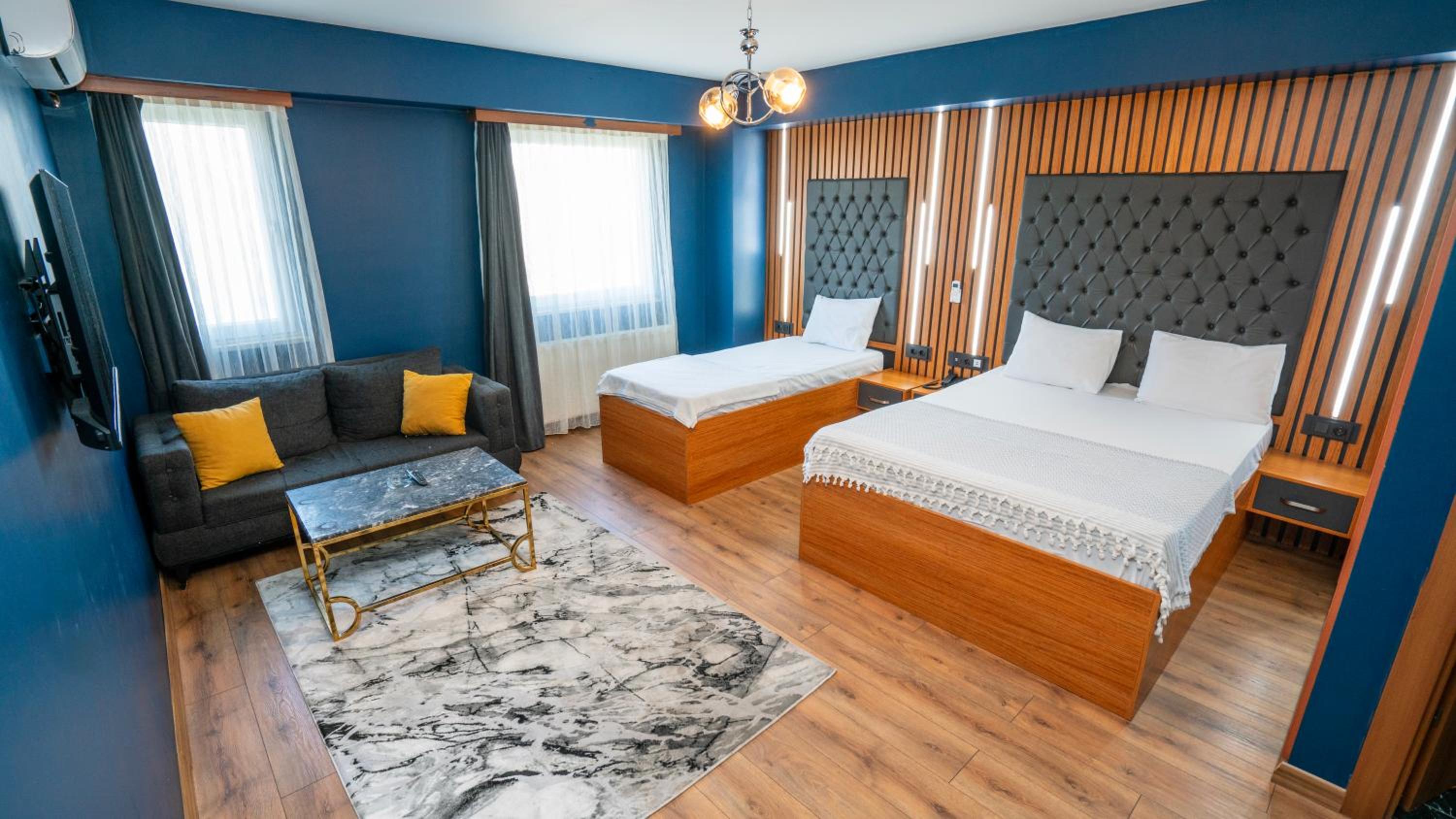 Royal Nest - Image 33