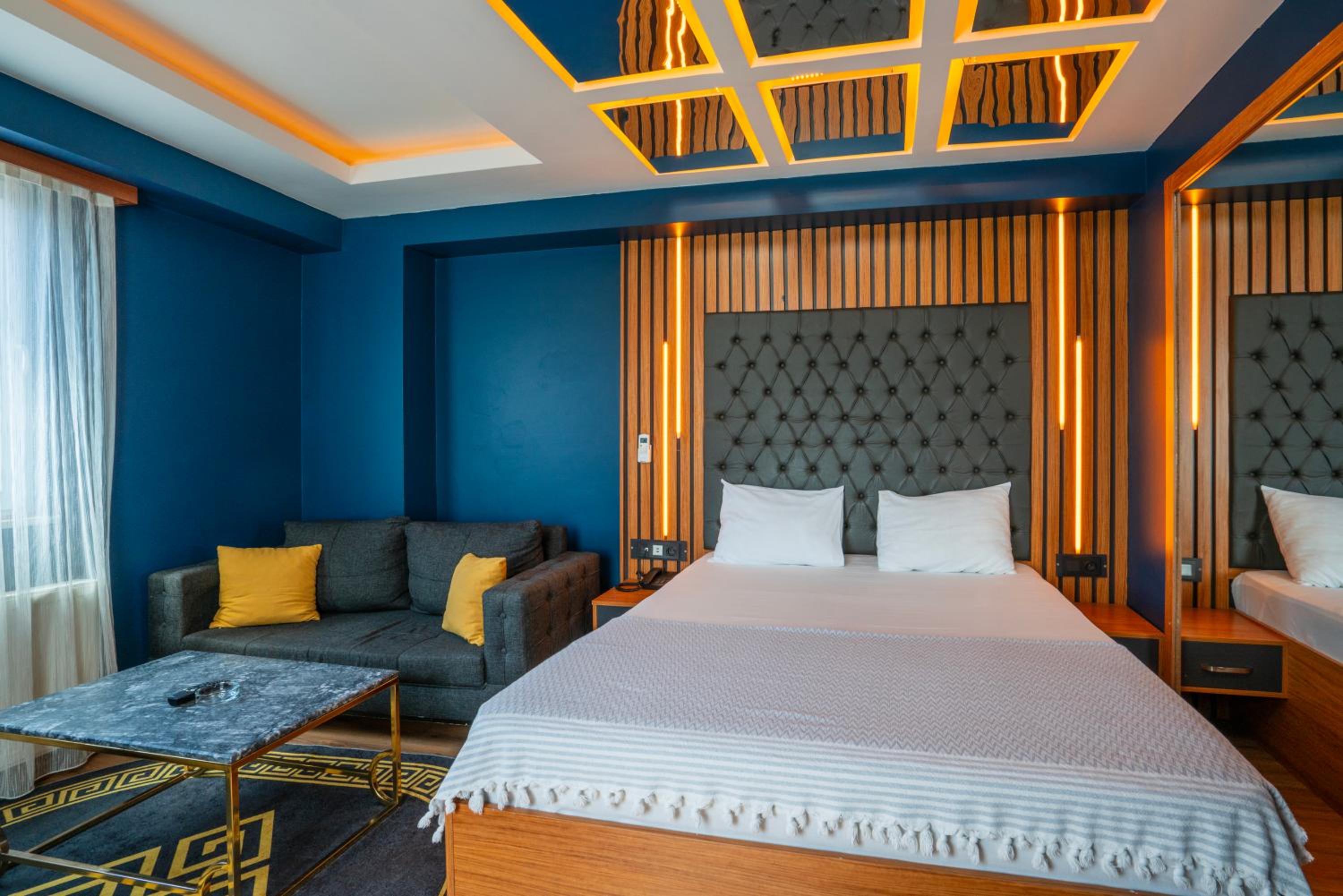 Royal Nest - Image 39