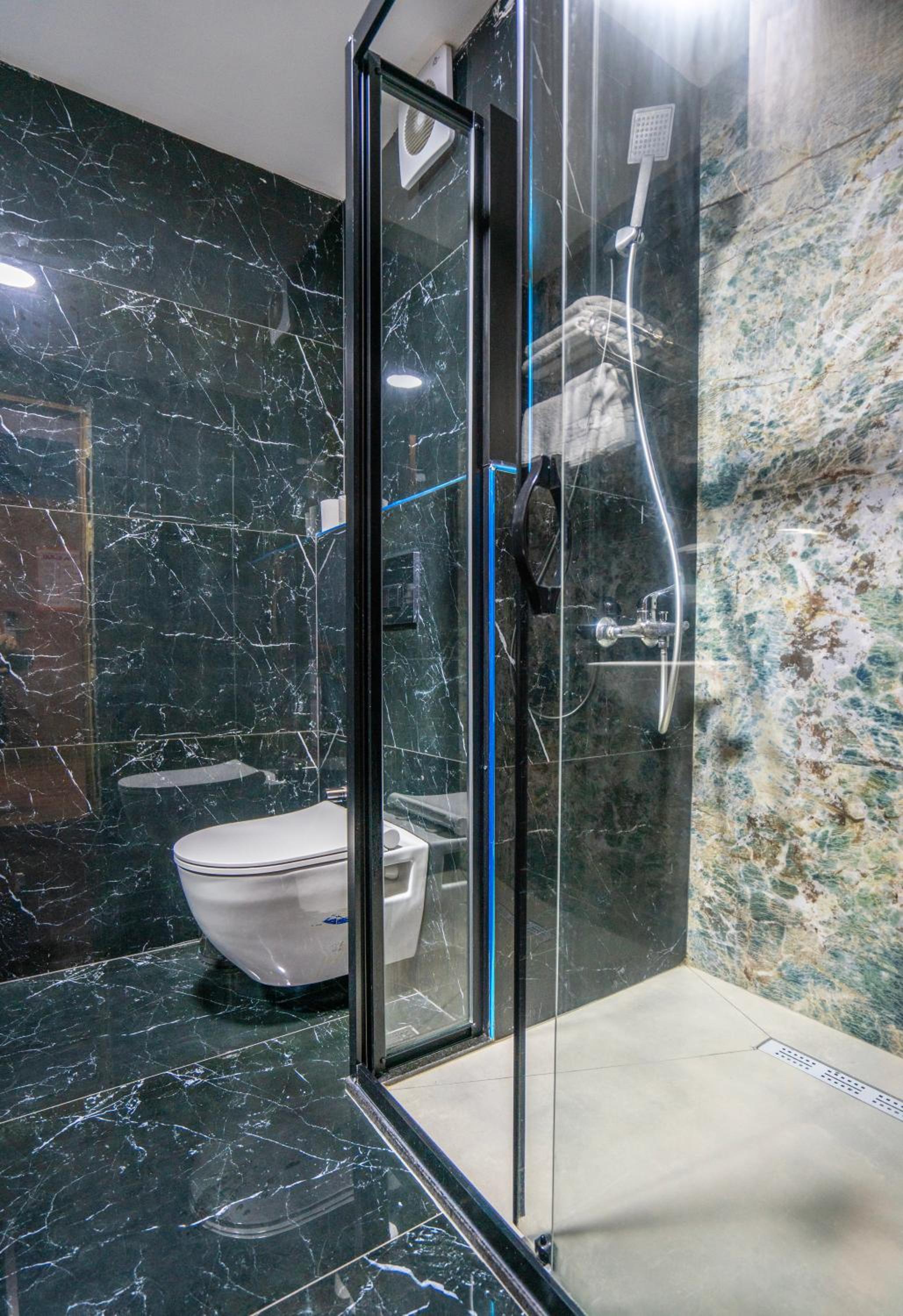 Royal Nest - Image 64