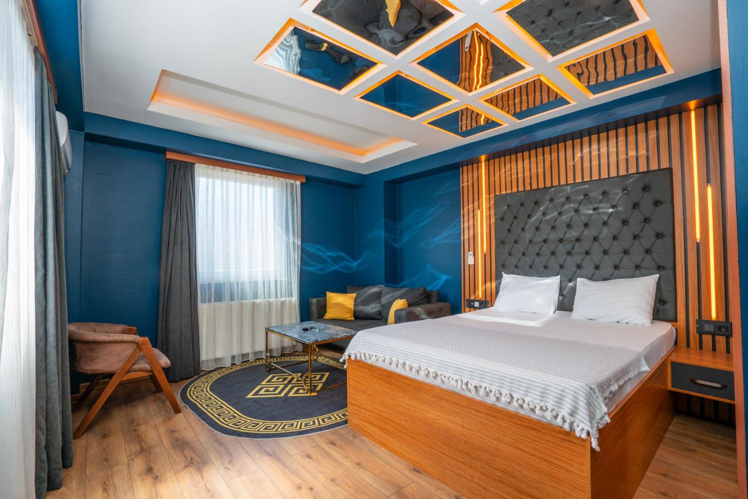 Royal Nest - Image 44