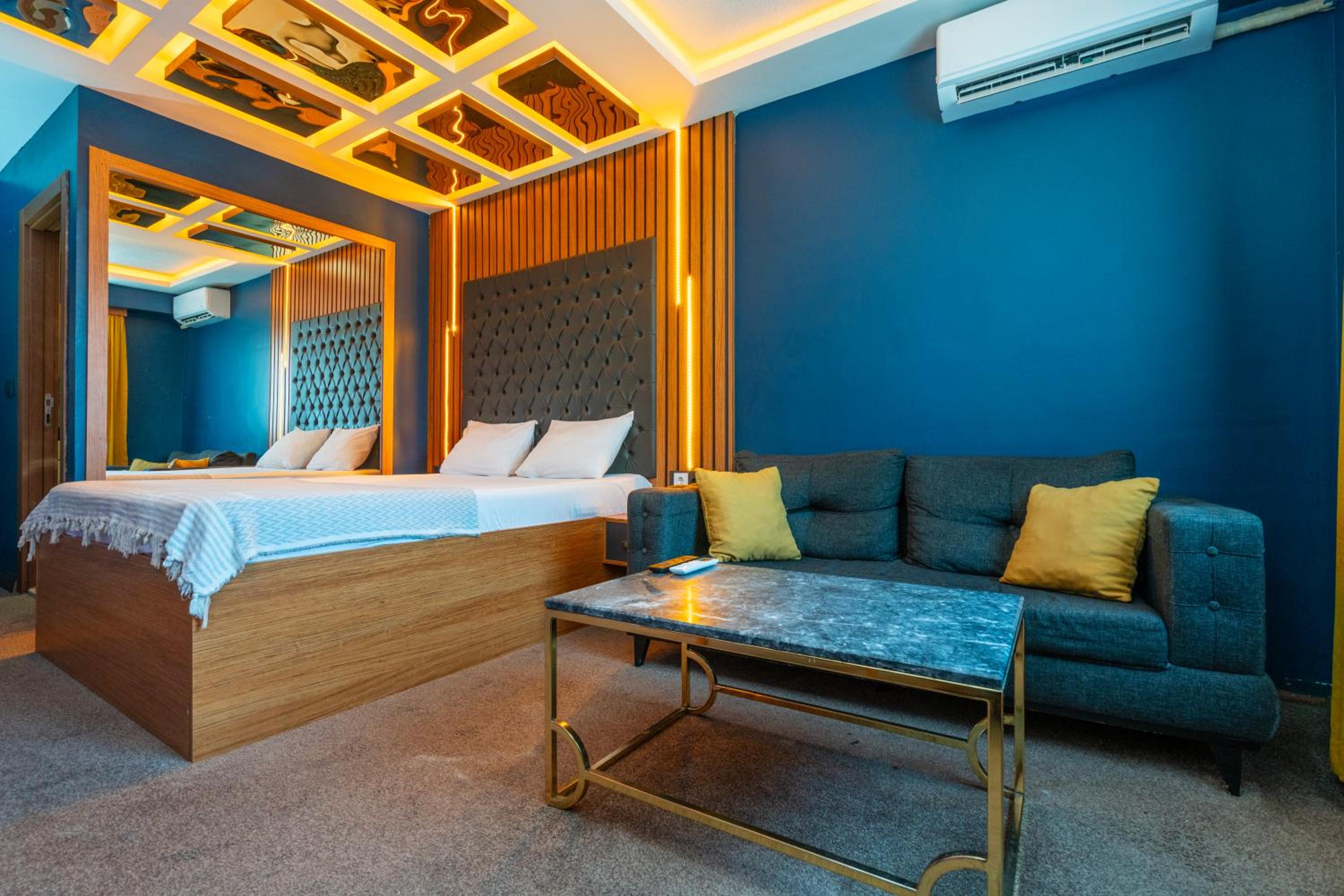 Royal Nest - Image 70