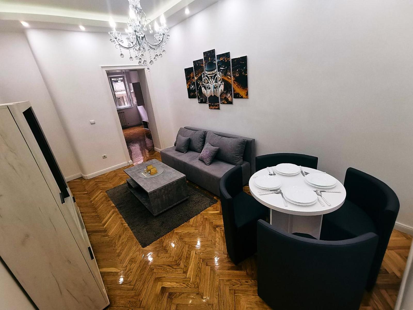 Victory apartment - Heart of Belgrade view 4