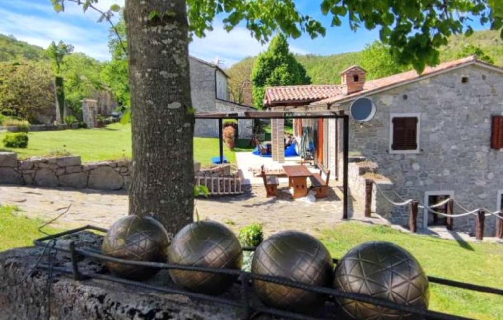 Beautiful Villa Ida & Mirko with pool in Buzet view 4