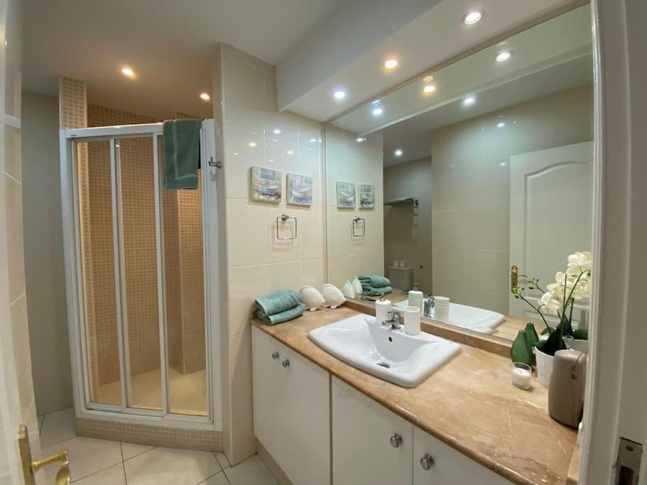 TIPSY TERRACE Apartment