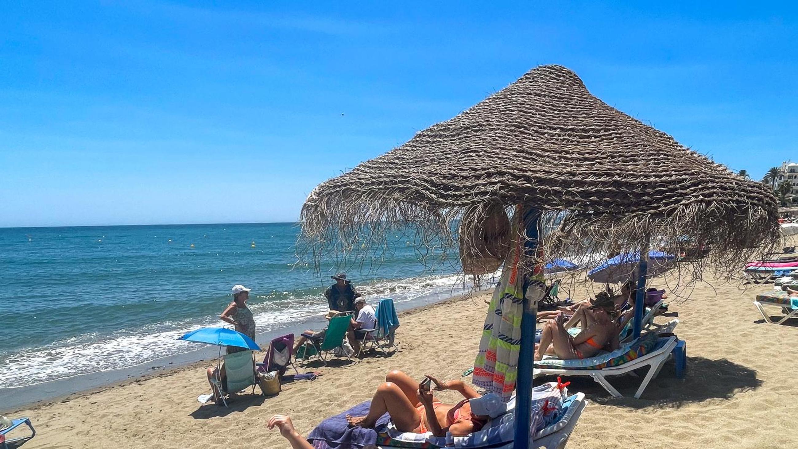 108-Villa, 2 Minutes Walk to the beach, Heated pool