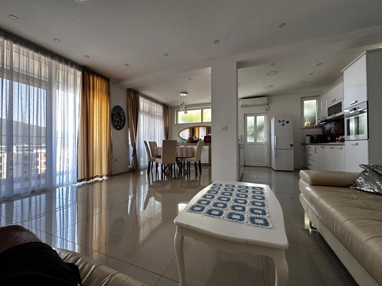 Modern and cosy flat in Kotor Bay
