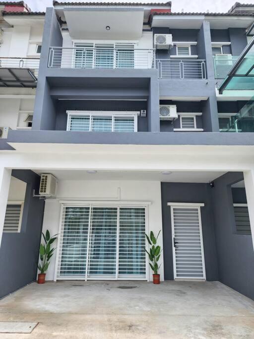 Rawang Home near Aeon 15 Pax WIFI Game Smart TV photo 2