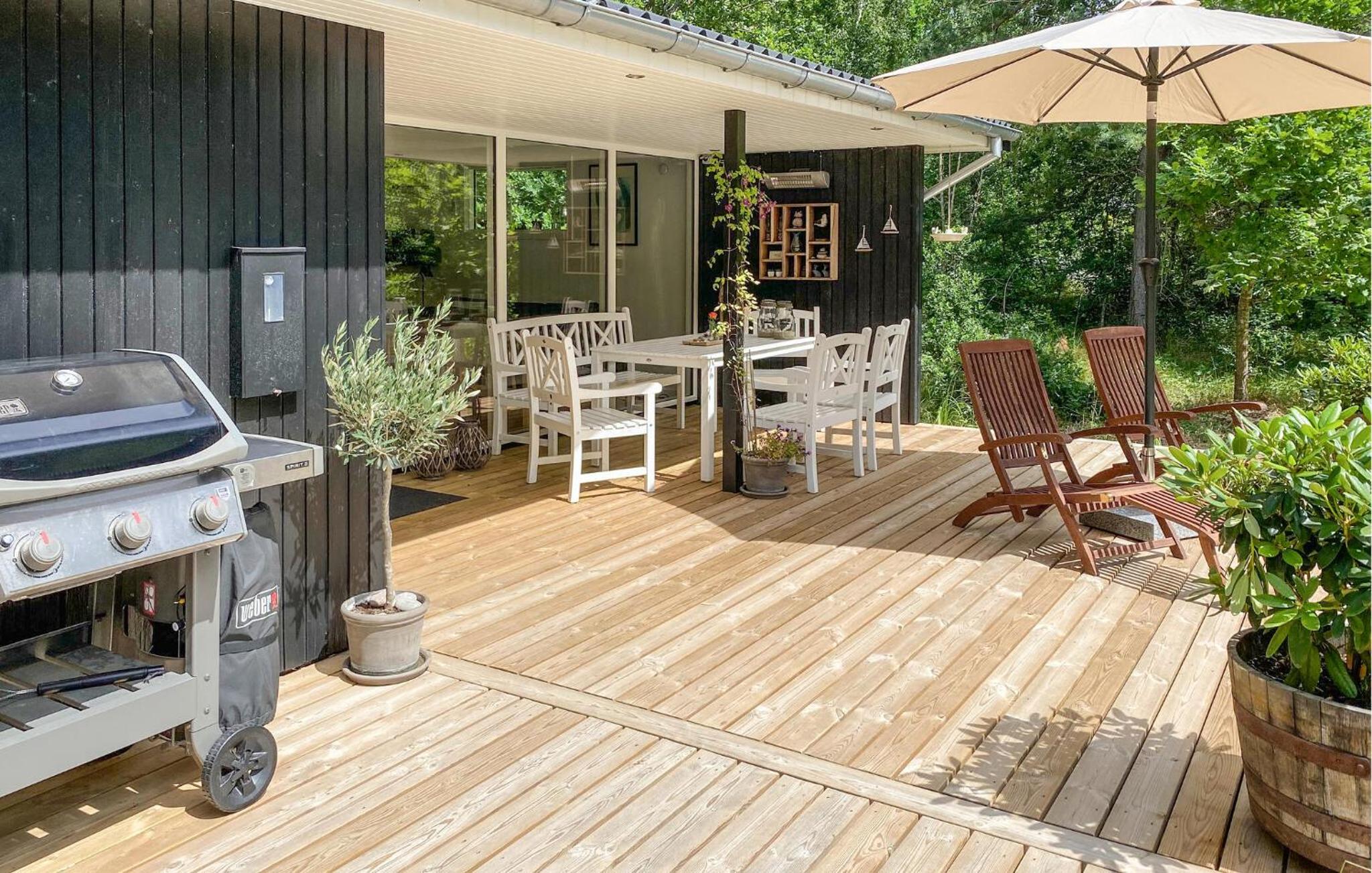 Amazing Home In Aakirkeby With Wifi