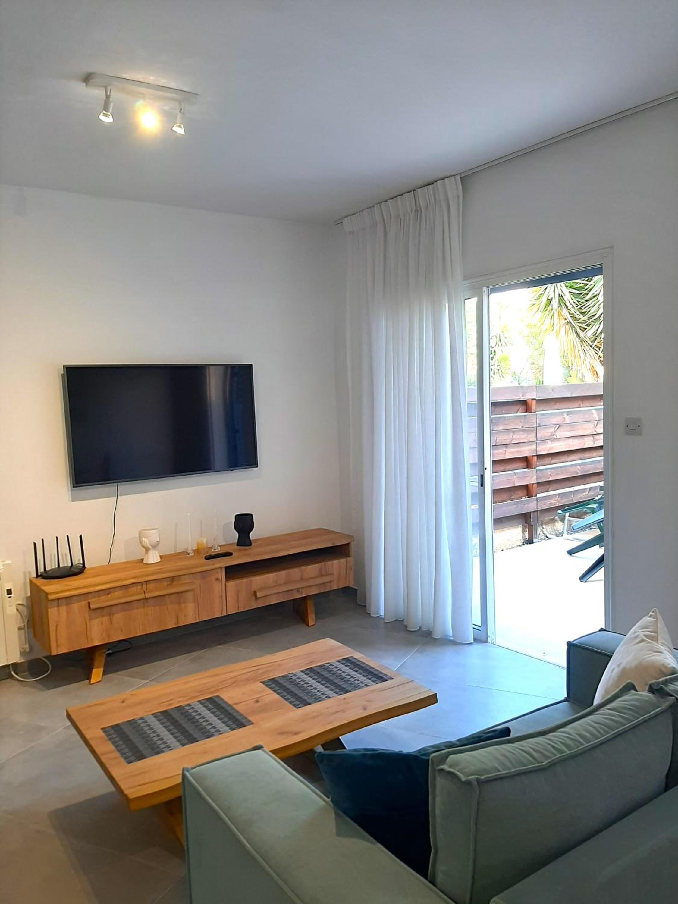 H&O Elegant Maisonette in Paradise Garden