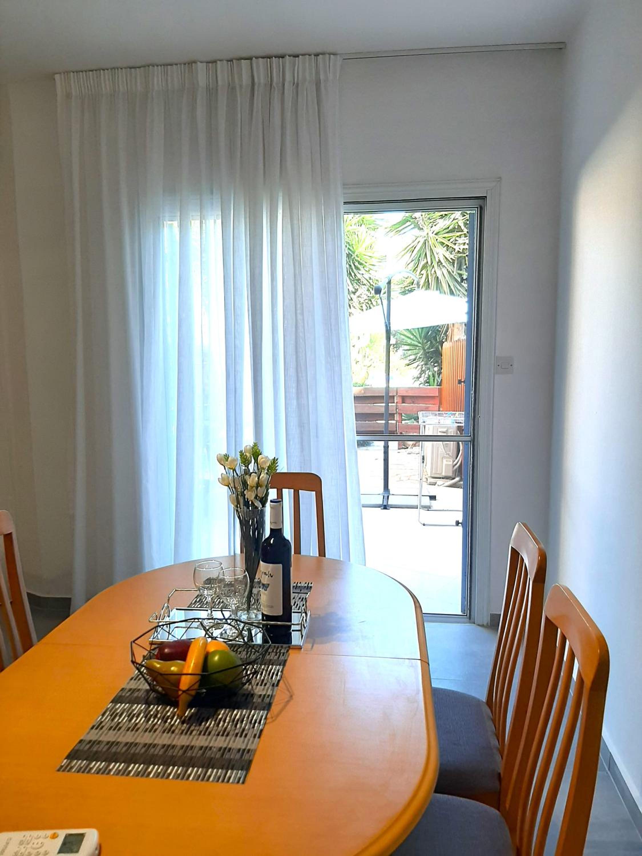 H&O Elegant Maisonette in Paradise Garden