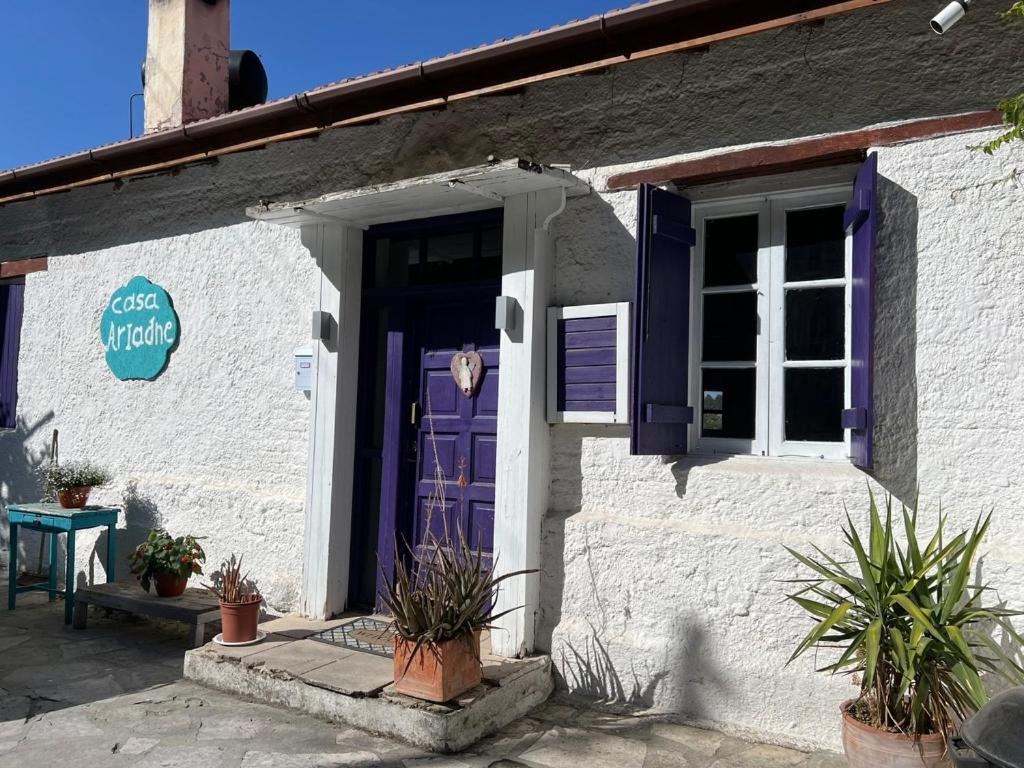 Casa Ariadne mountain retreat