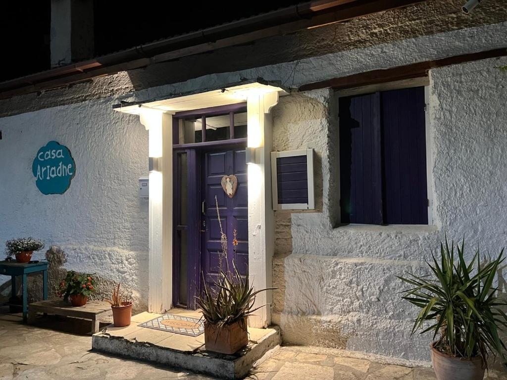Casa Ariadne mountain retreat