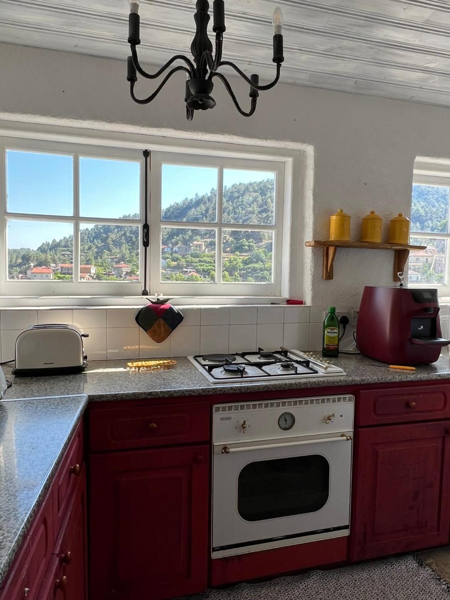 Casa Ariadne mountain retreat