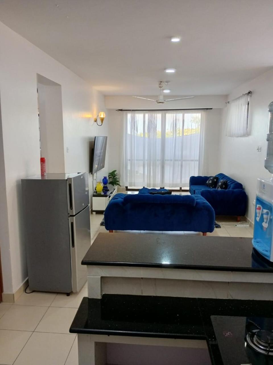 1 bedroom beach apartment behind Go kart near severine cowrie shell view 3