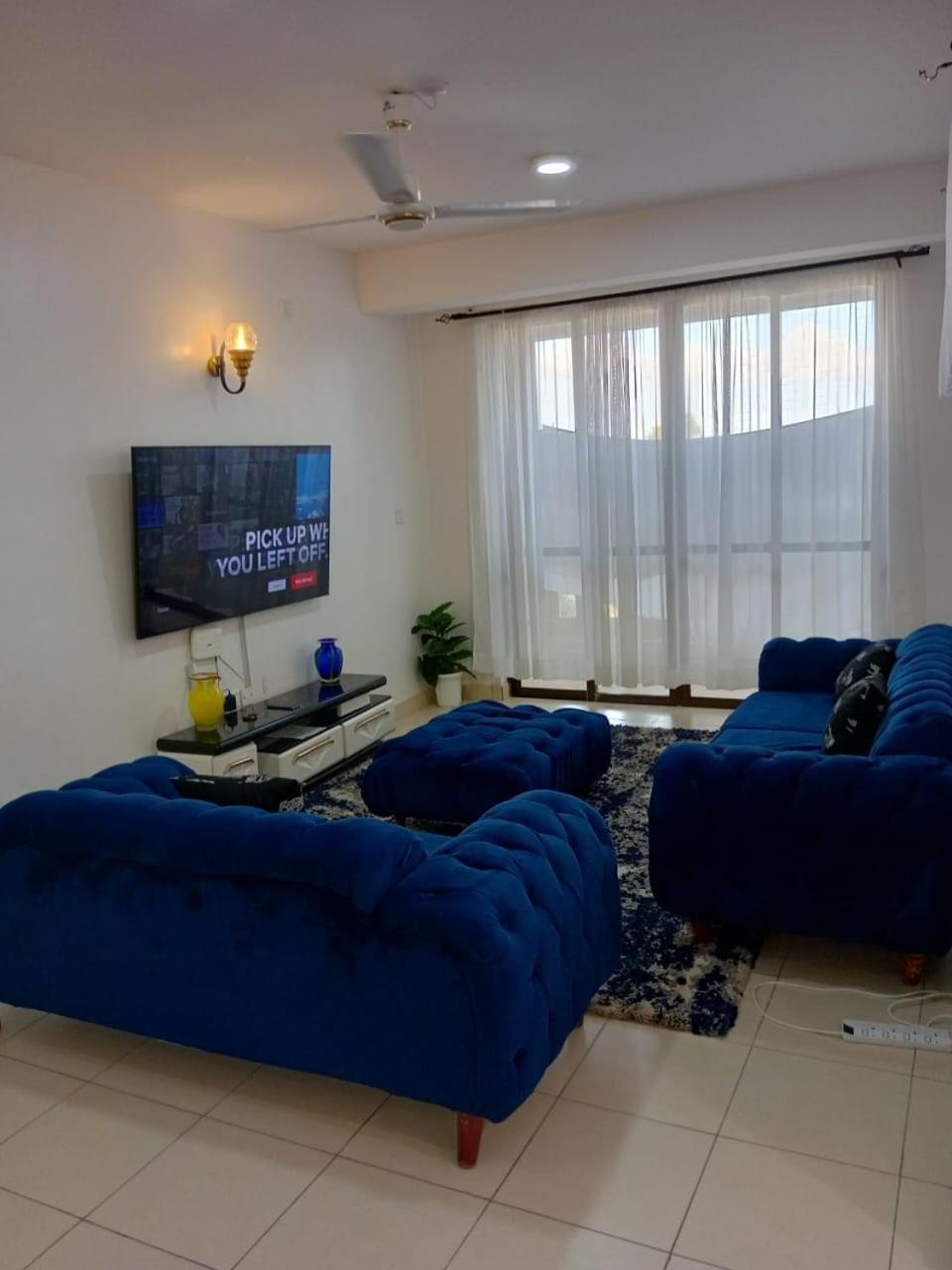 1 bedroom beach apartment behind Go kart near severine cowrie shell view 5
