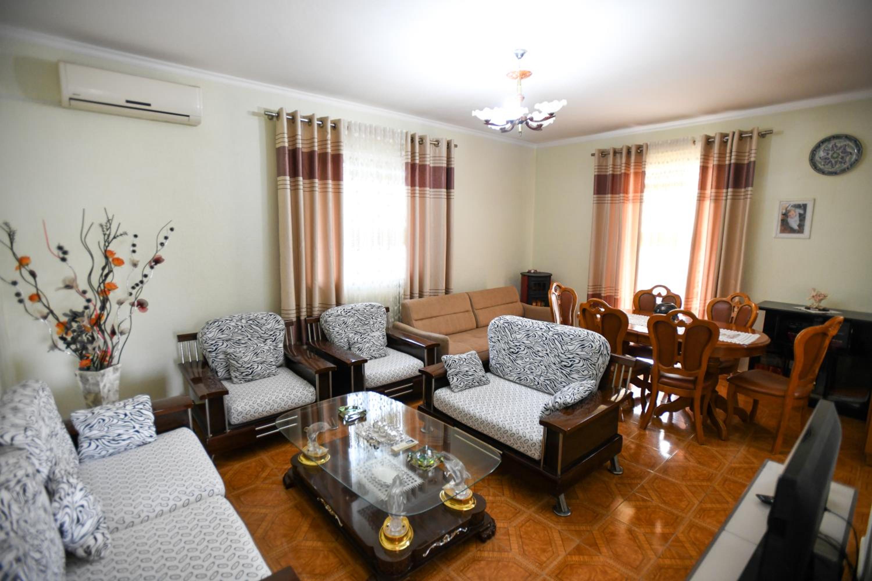 Apartment Darlin Berat