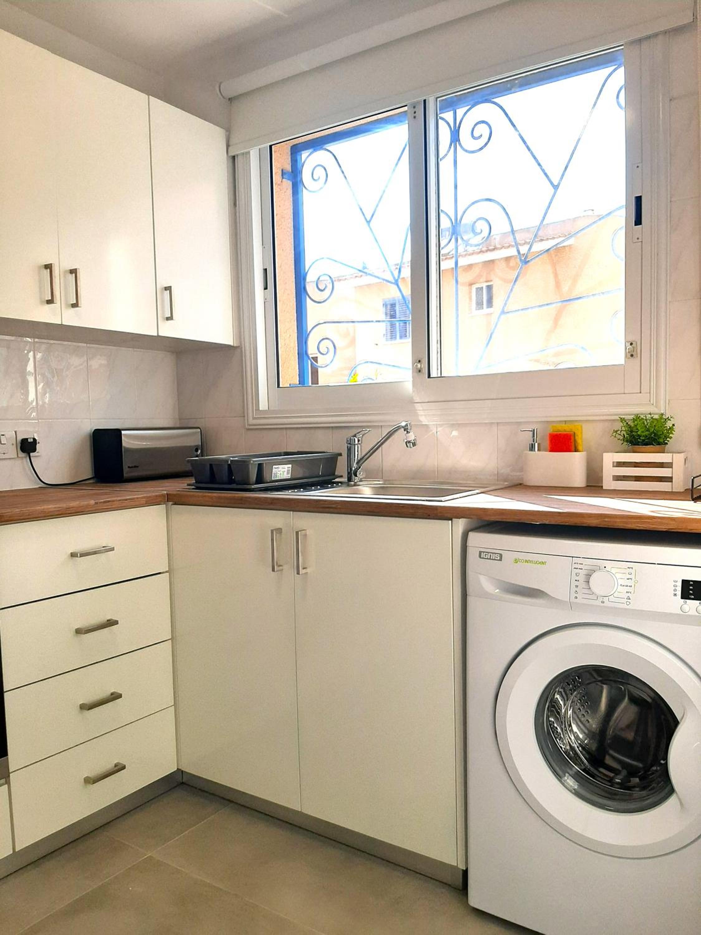 H&O Elegant Maisonette in Paradise Garden
