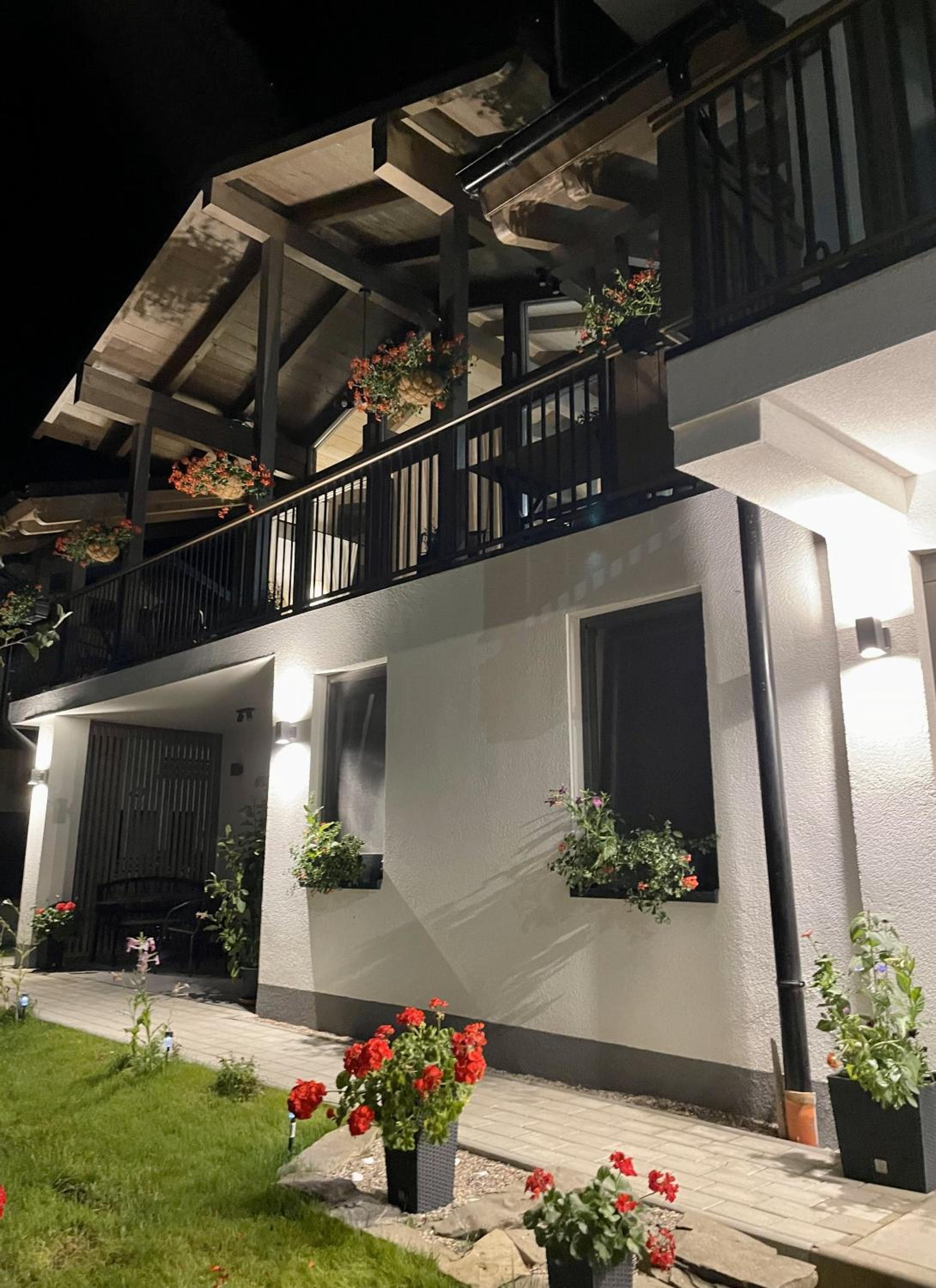REY Chalet