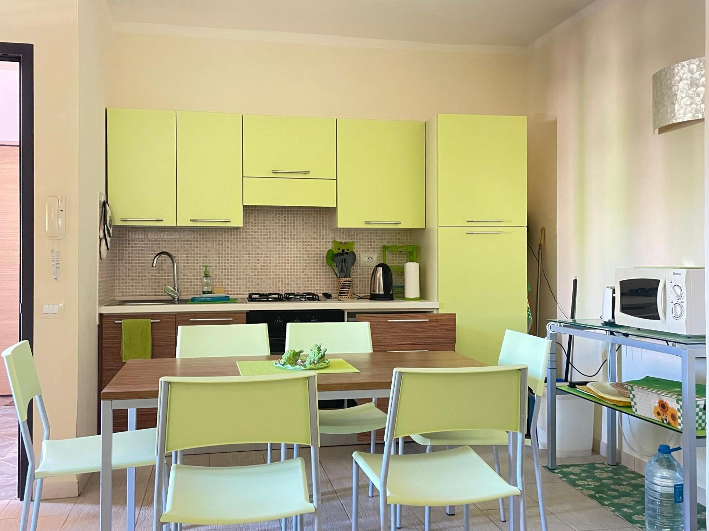 Djadsal Moradias I12 - two bedroom apartment in residence with pool and garden