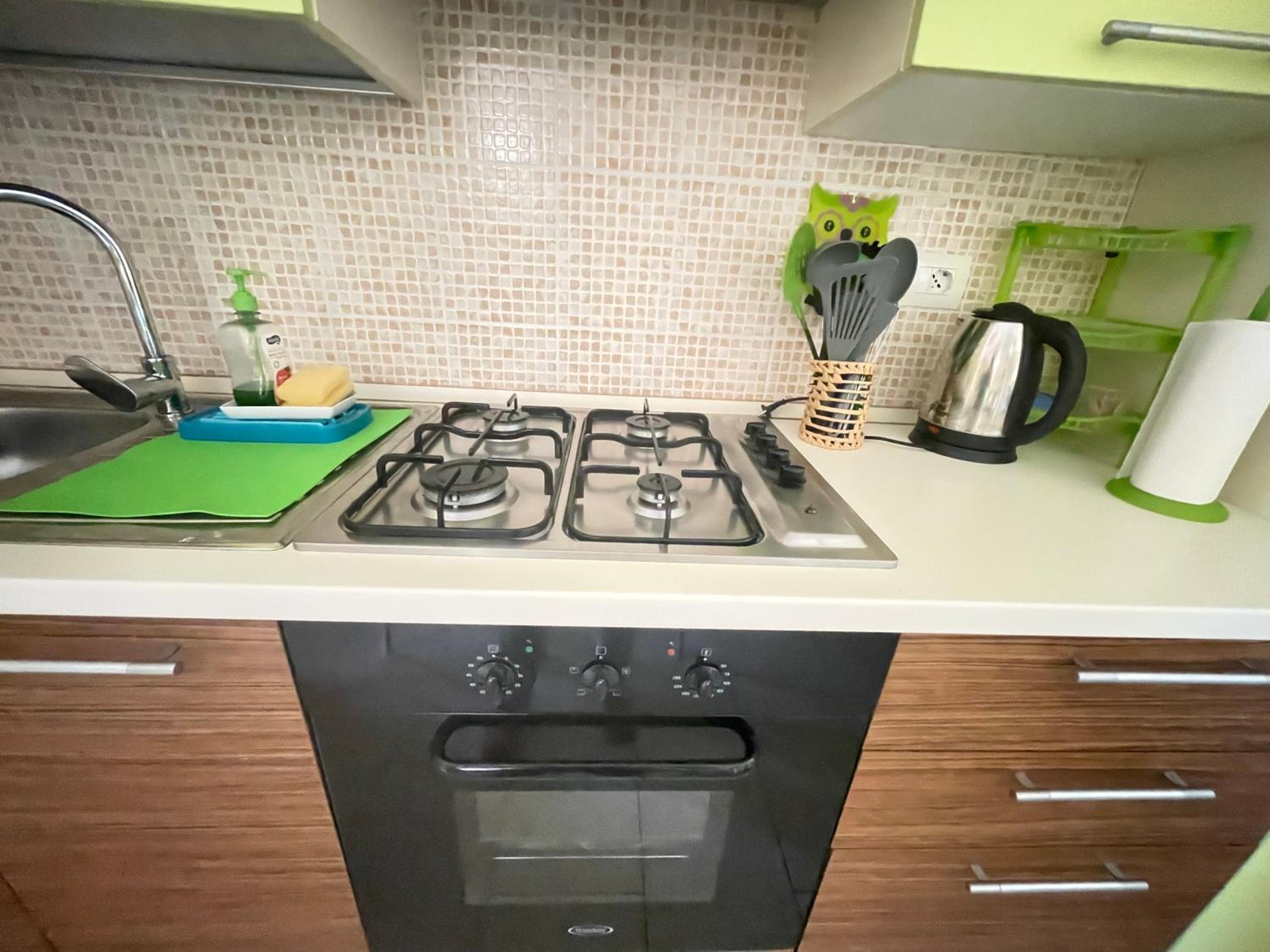Djadsal Moradias I12 - two bedroom apartment in residence with pool and garden