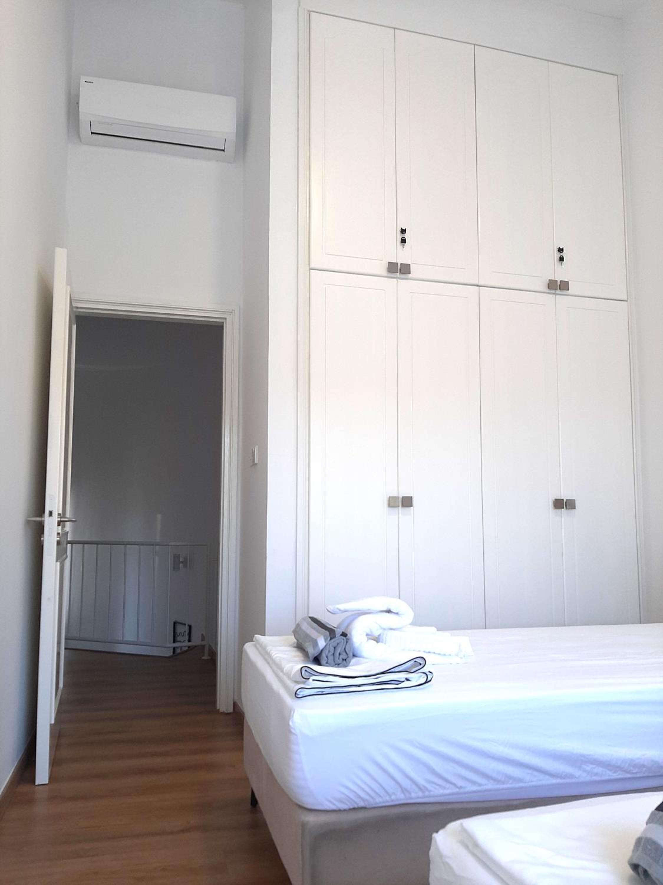 H&O Elegant Maisonette in Paradise Garden