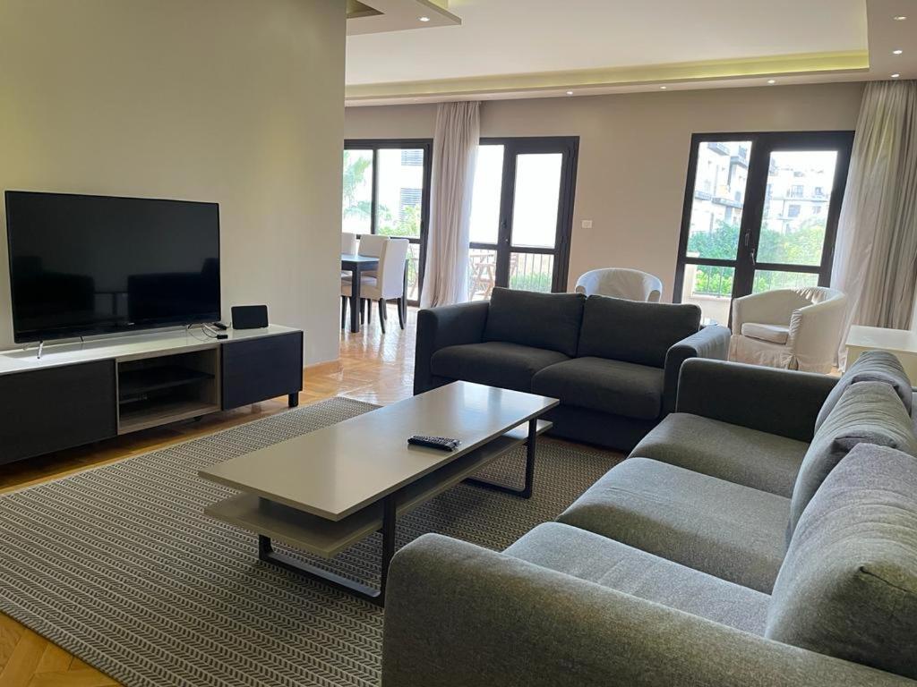 For rent in Beverly Hills Sheikh Zayed from Sodic view 3