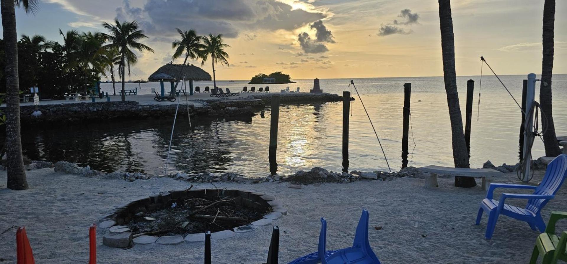 Aqua Lodges at 47th Street view 3