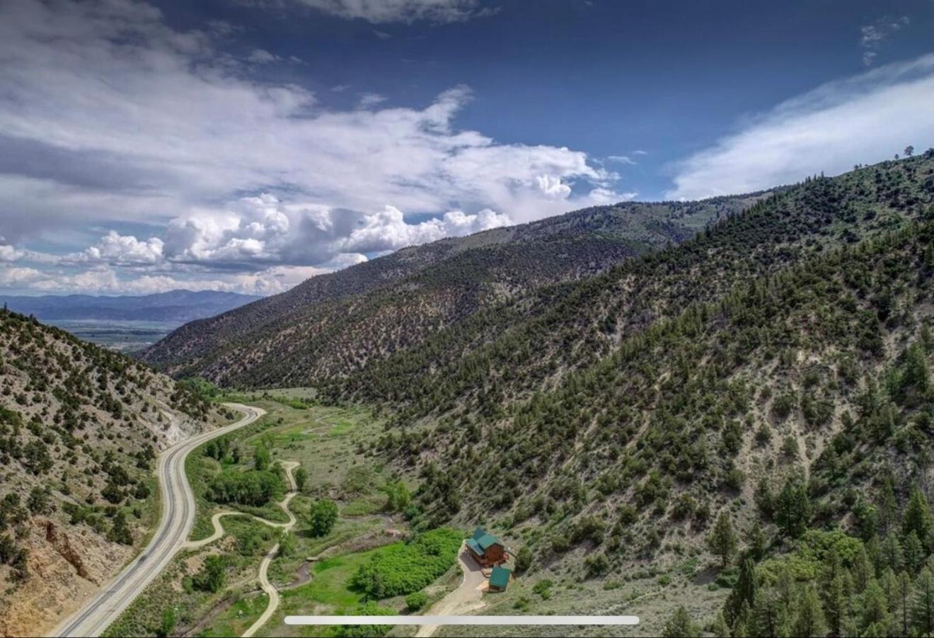 Poncha Creek Mountain Lodge, Near Monarch Mtn