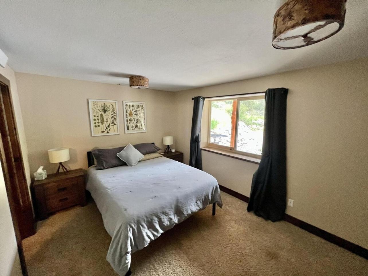 Poncha Creek Mountain Lodge, Near Monarch Mtn