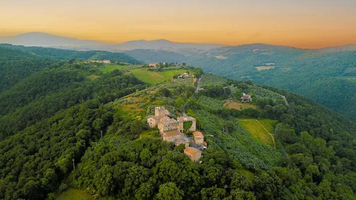 Castello di Cisterna Uno