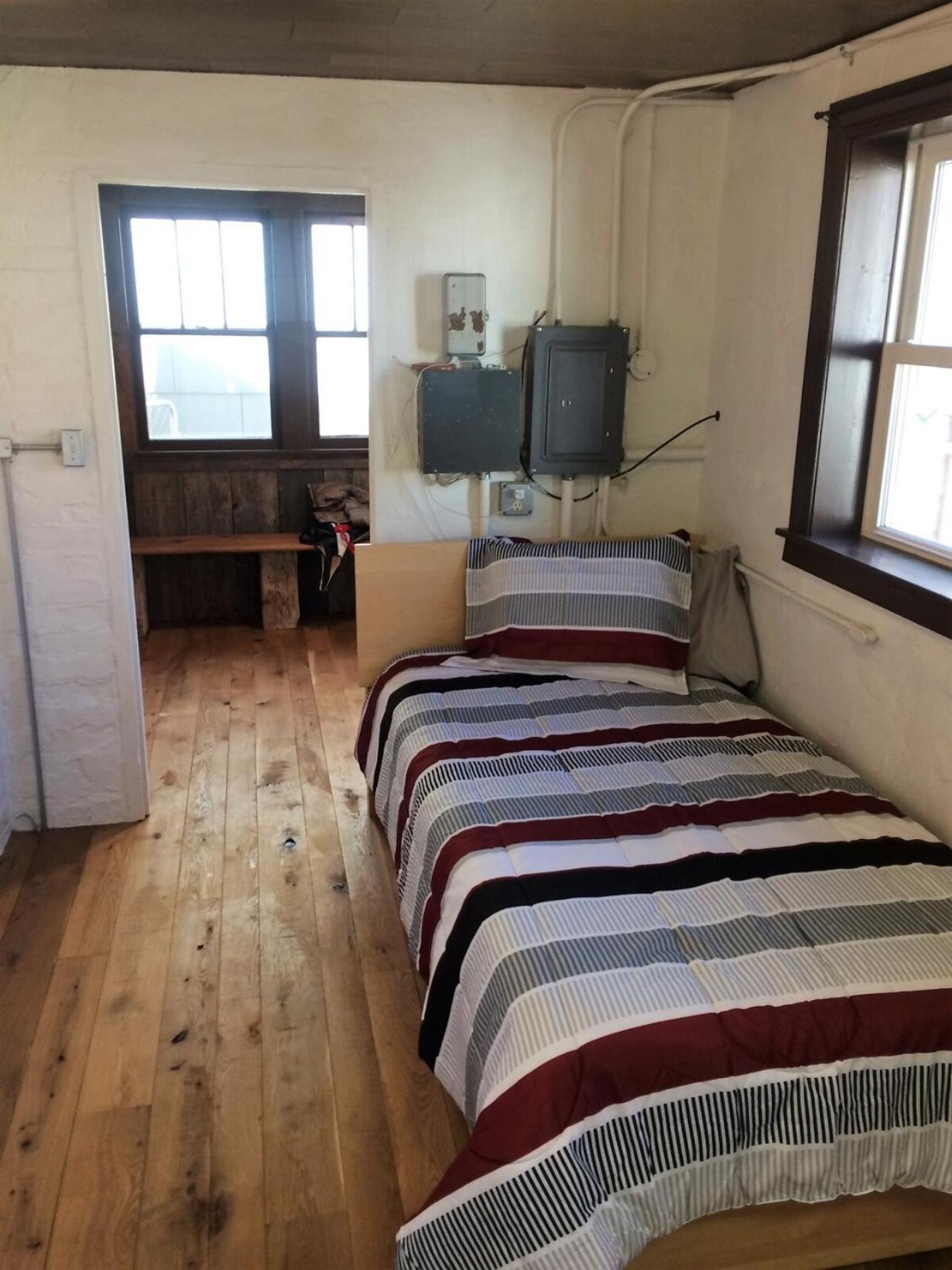 Photo 19