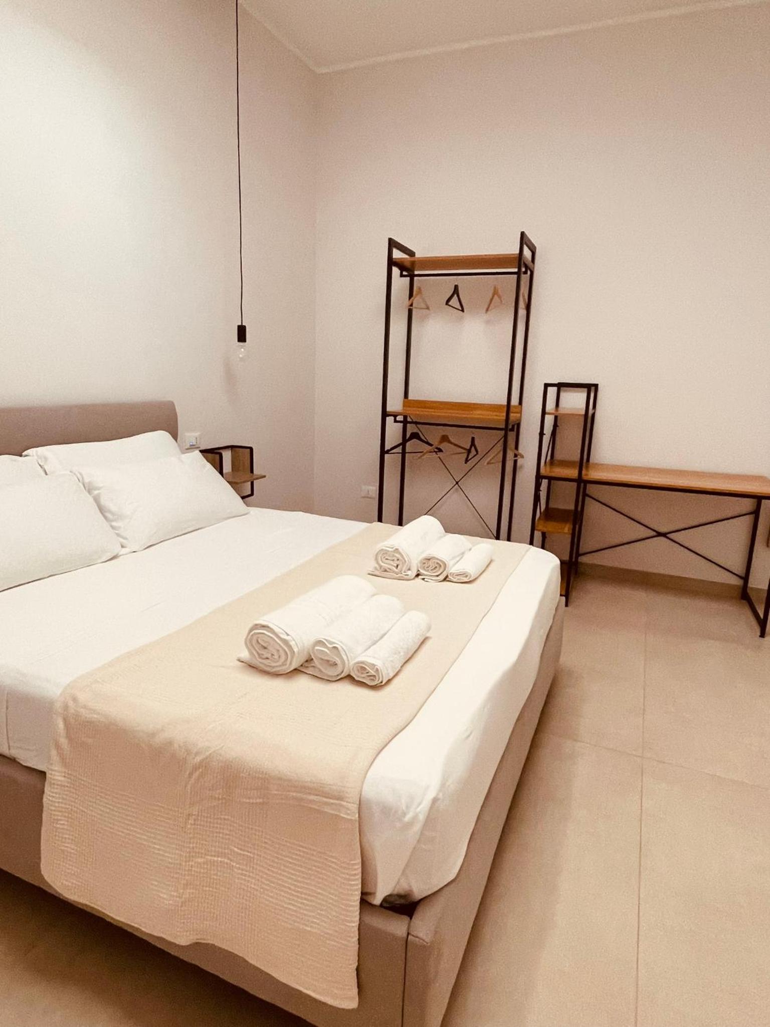 Sunrise Apartments photo 4