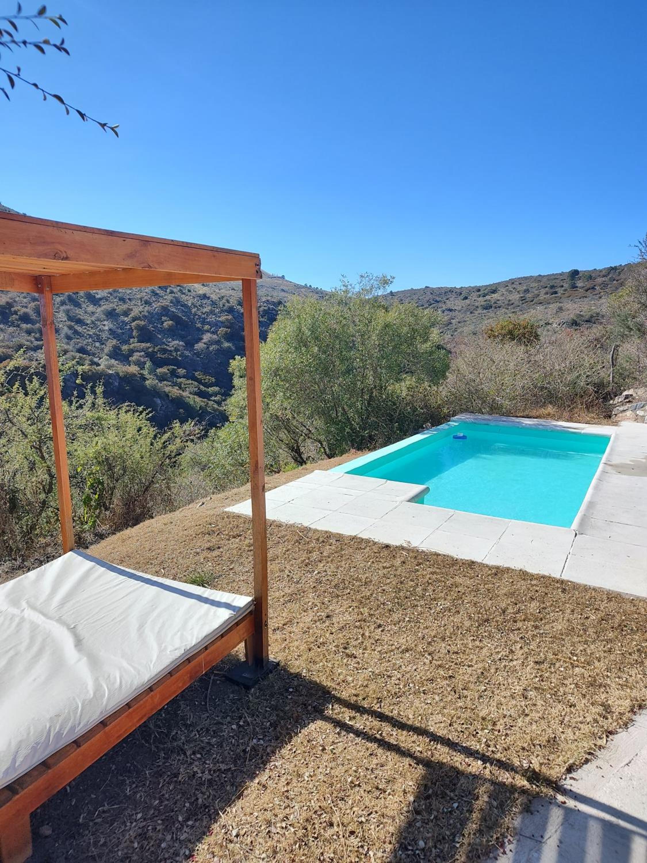 Establecimiento La Soleada suites de campo