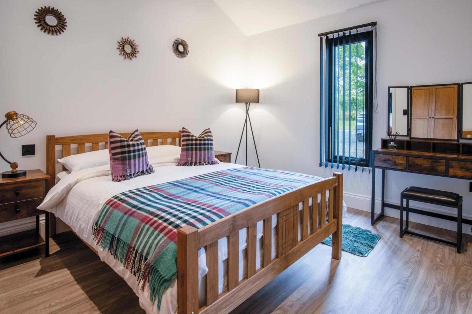 The Shack - 1 Bedroom - Cosheston view 3