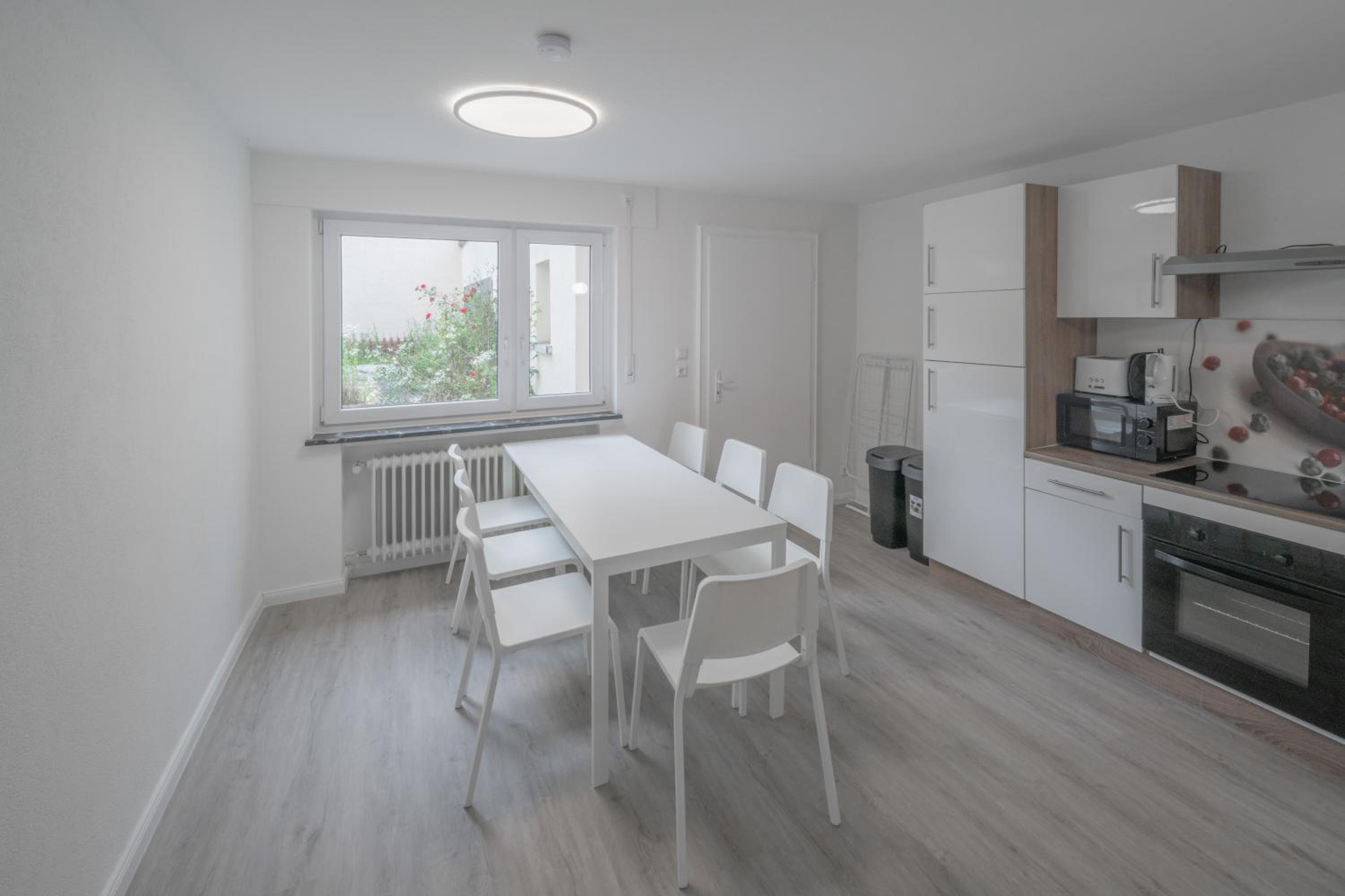 WORK&SLEEP Moderne Apartments in Villingen Schwenningen - Einzelbetten, TV, Bettwäsche & Handtücher, WLAN