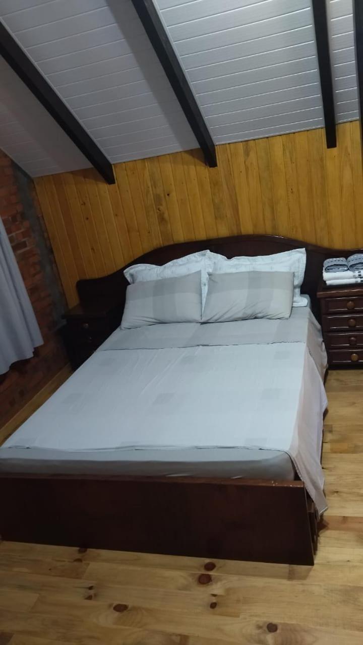 Quarto Coralina - Bio Cult