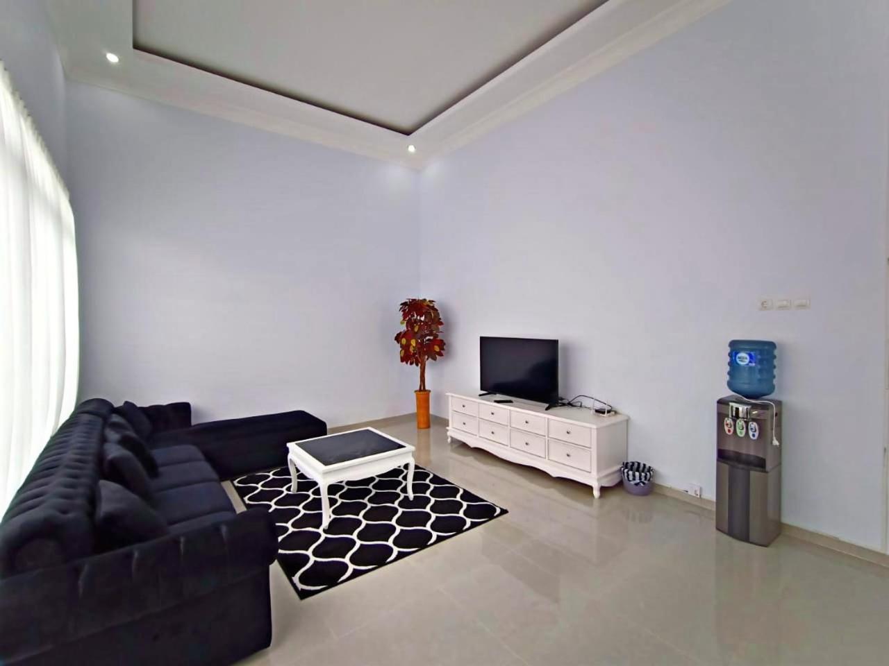 Villa Tiara 2 view 3