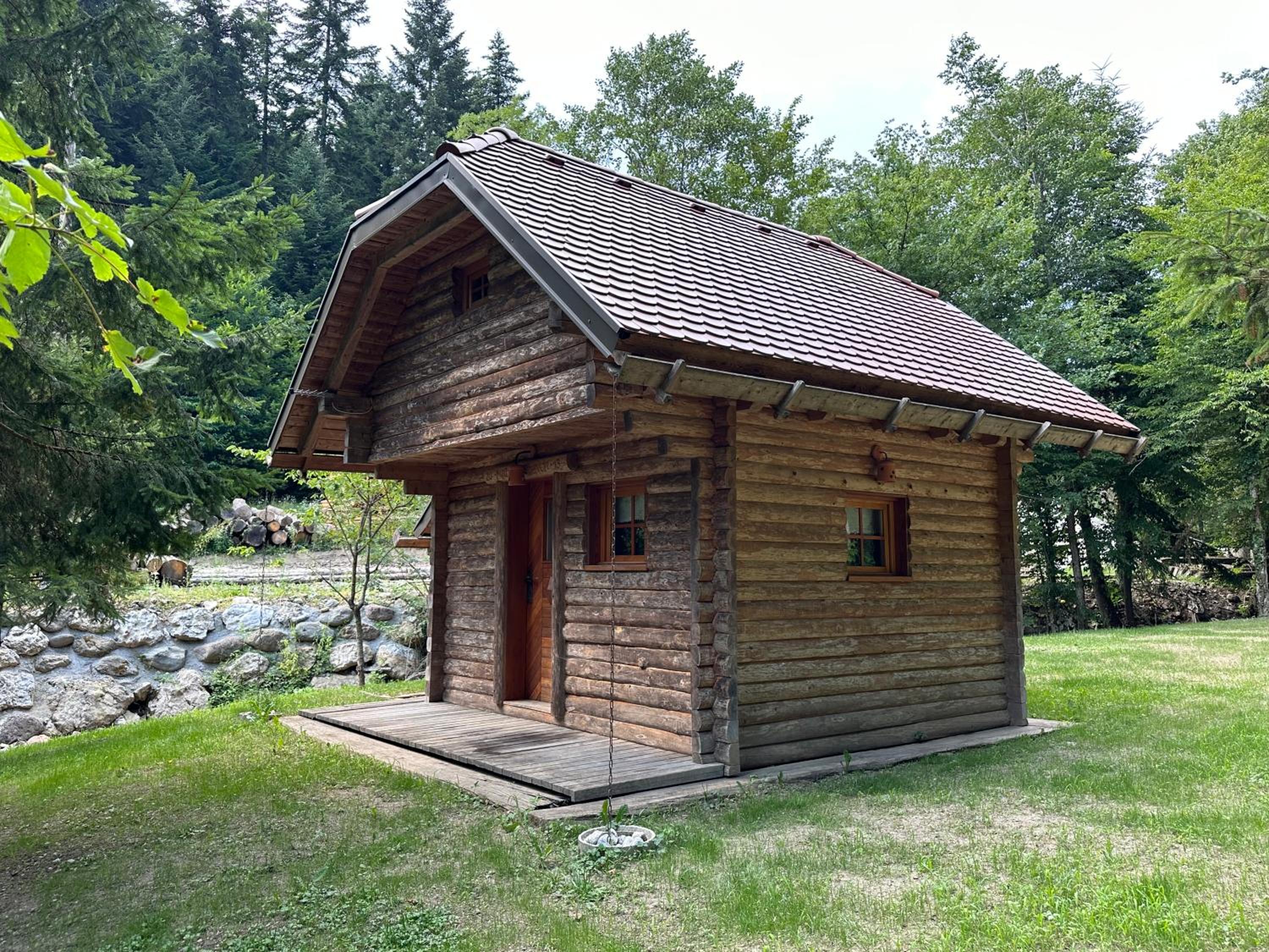 Hiška ob potočku view 3