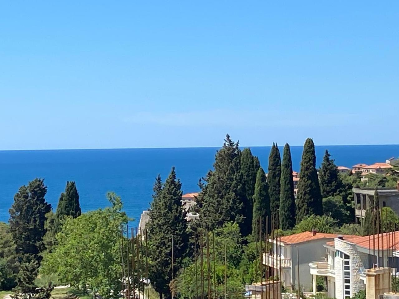Elimare condo sea view view 4