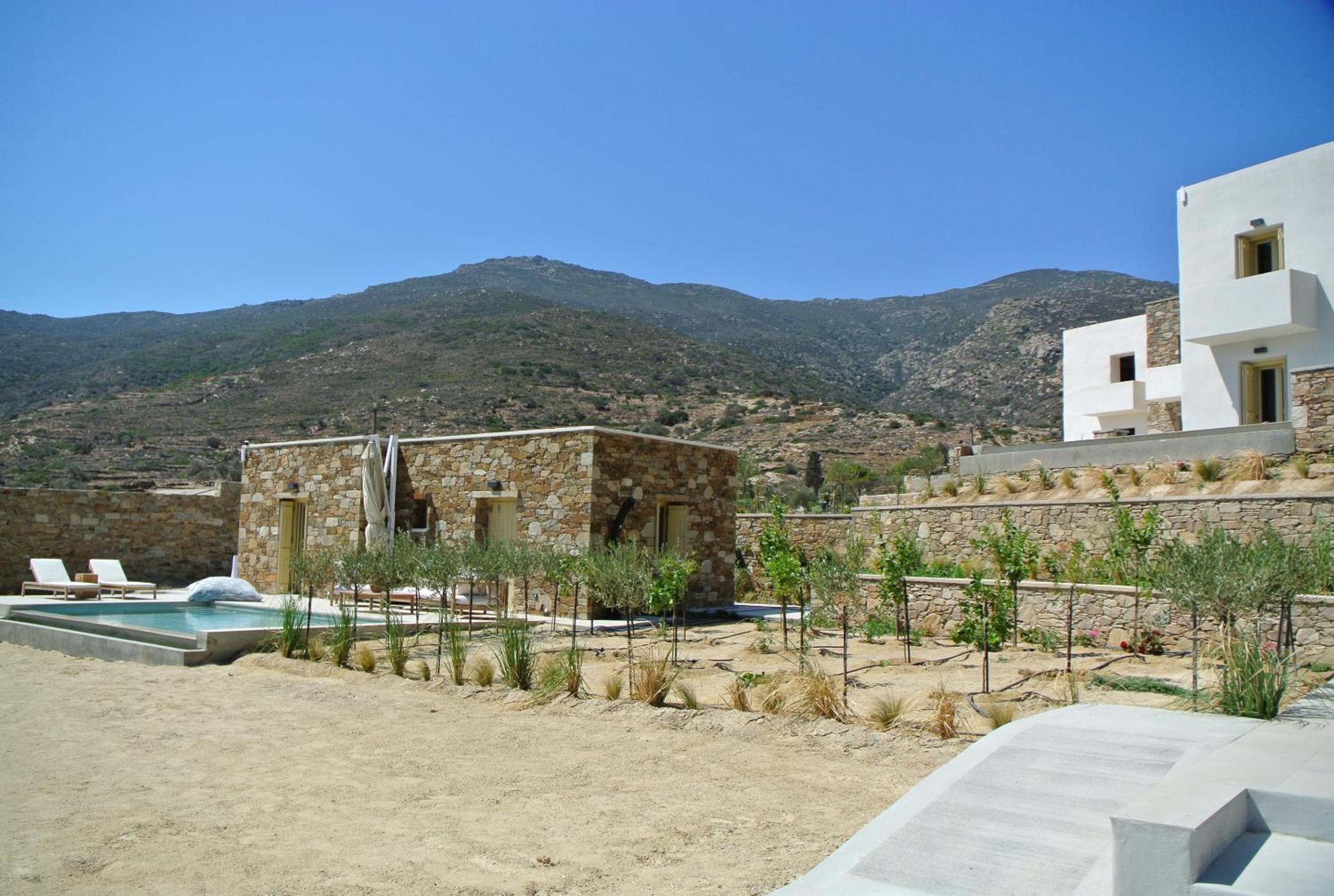 Agiannirema Ios Houses