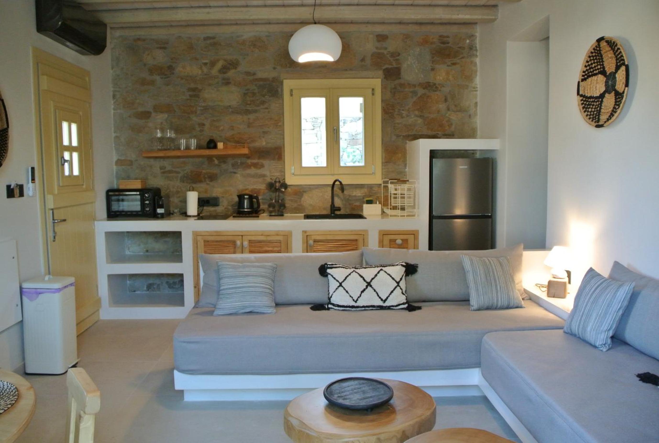 Agiannirema Ios Houses