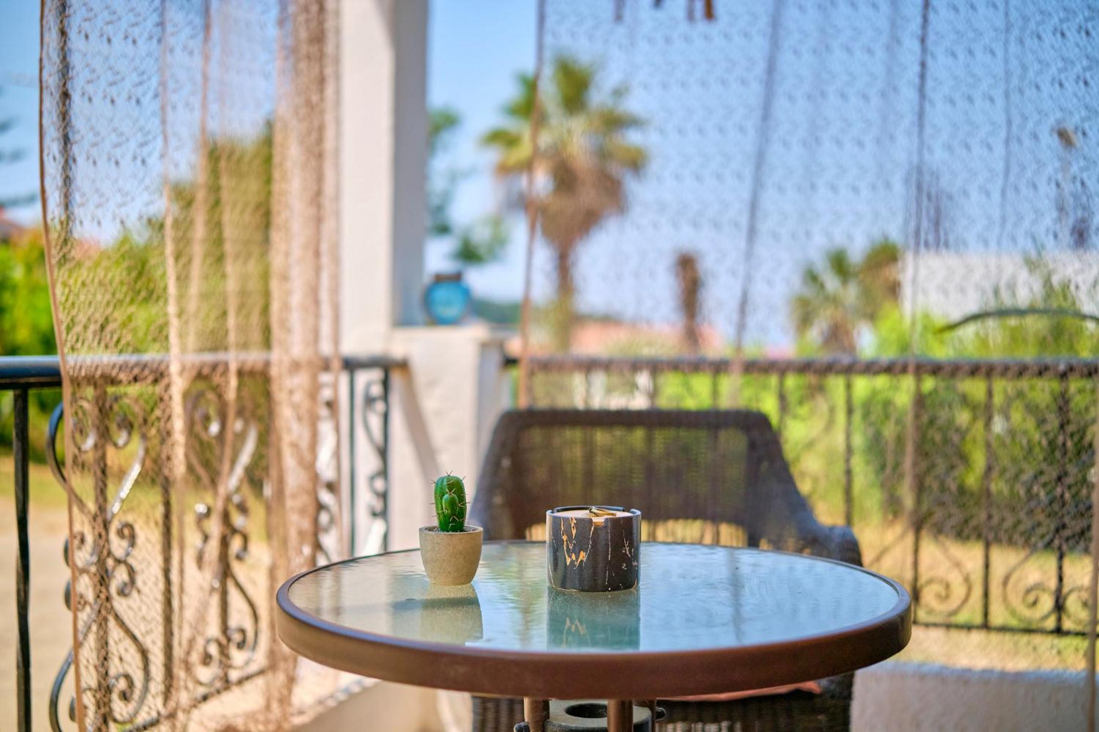 PLACIDUS SUMMERhouse ARILLAS
