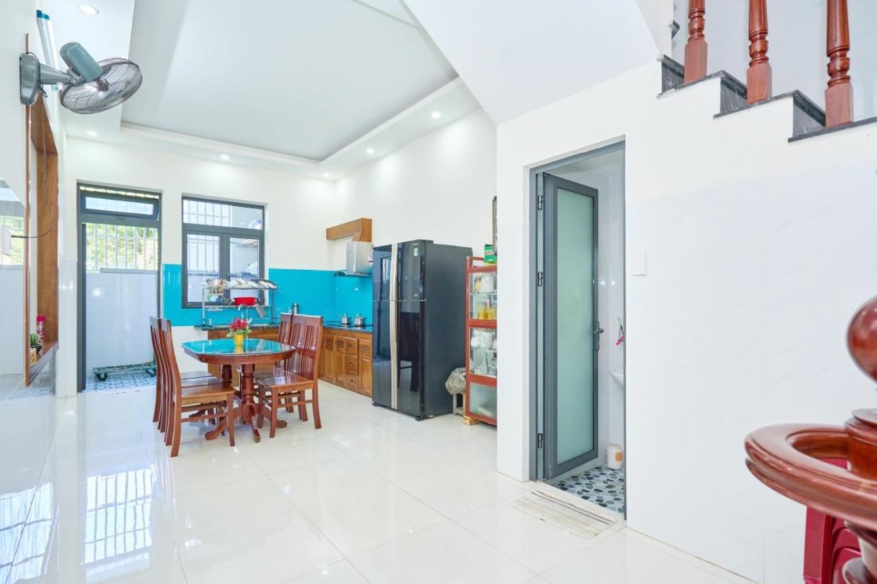 HOMESTAY Hồ Quý Ly Gần Cột Cờ Bãi Sau view 5