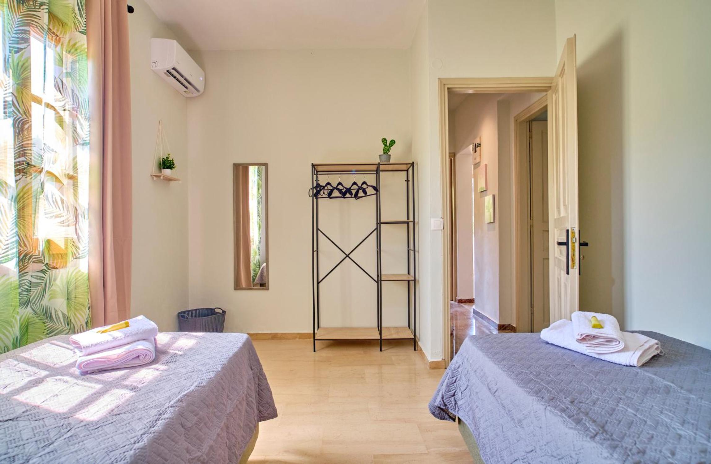 PLACIDUS SUMMERhouse ARILLAS