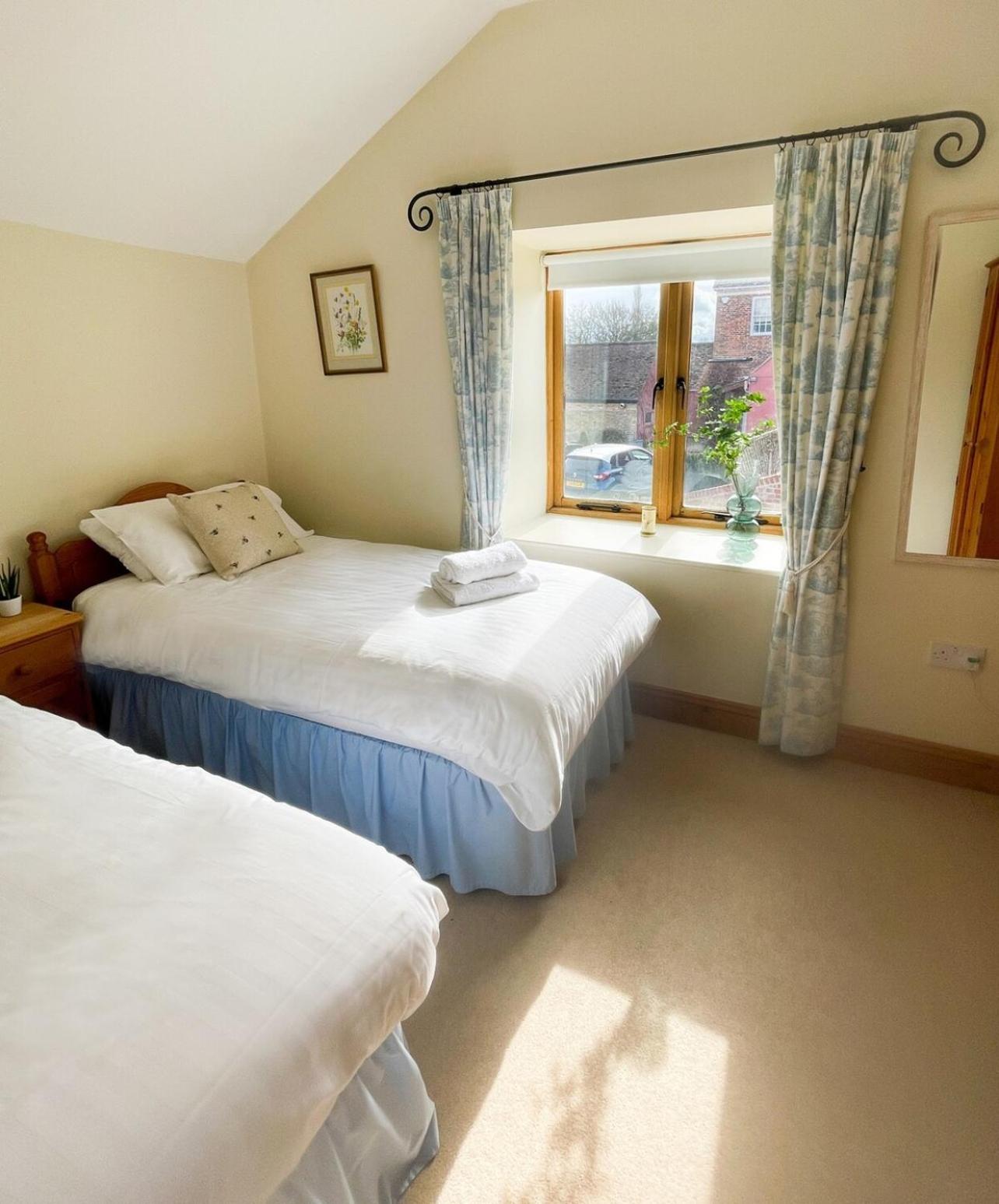 Cosy farm Cottage in charming peaceful village view 5
