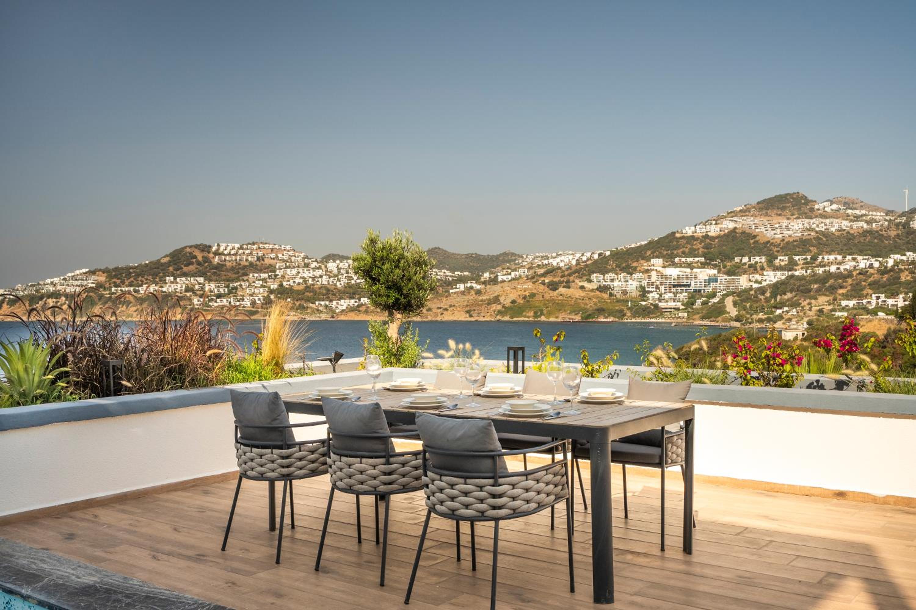 Rams Resort and BodRoomBnB