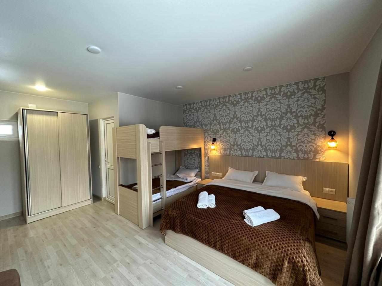 holiday bakuriani villa with 5 bedrooms