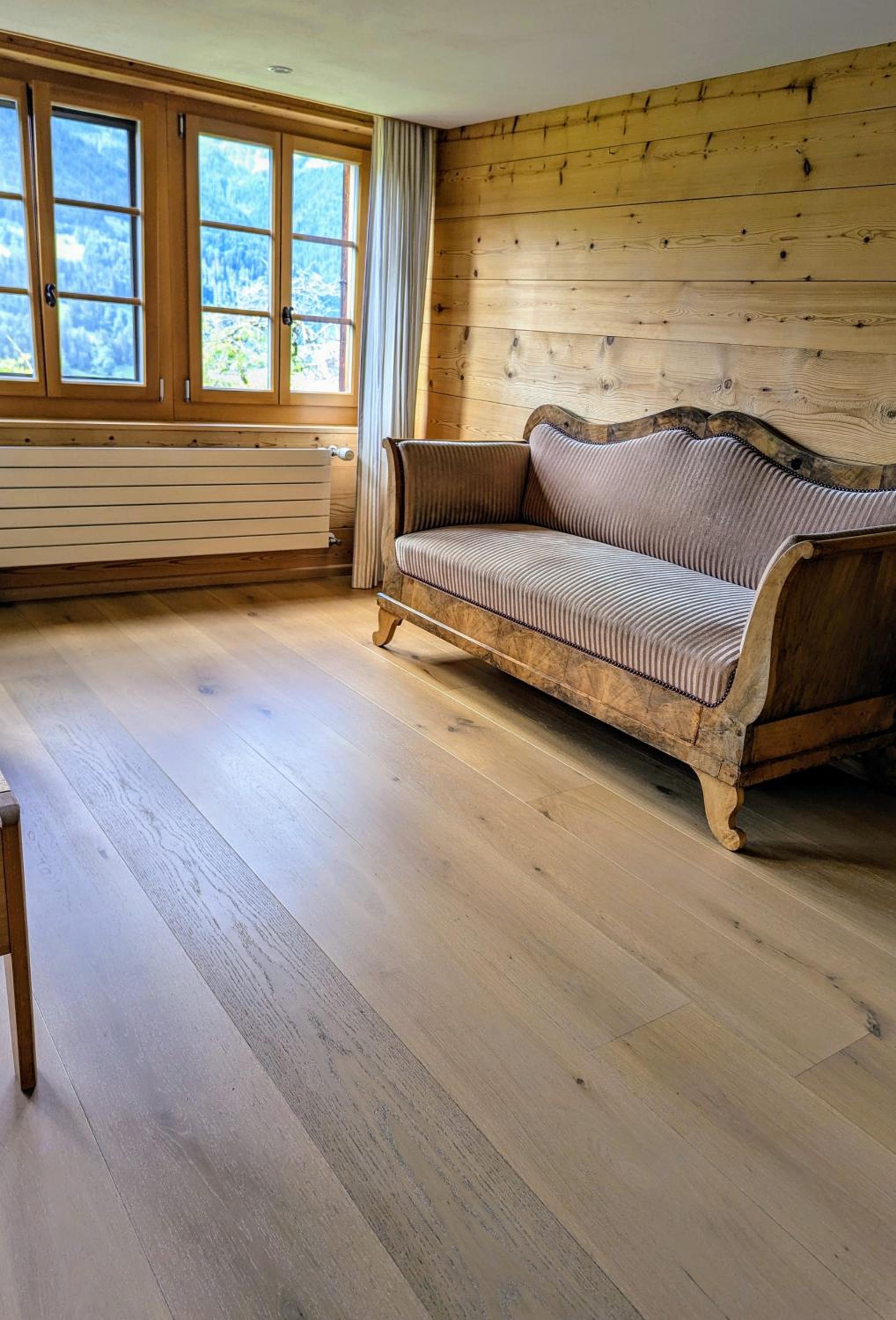 Swiss Mountain-Valley View Lodge